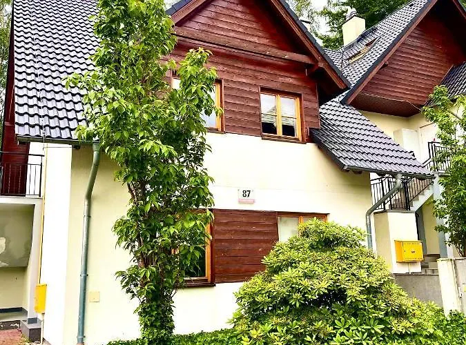 Pod śnieżką Uroczy Z Kominkiem *