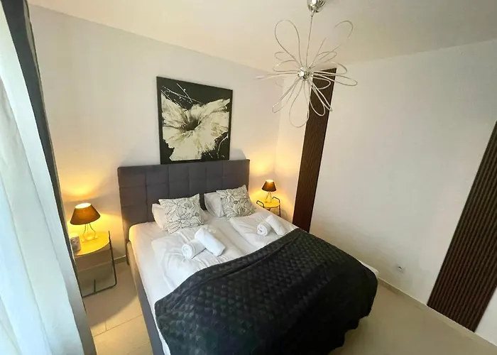 Pod śnieżką Uroczy Z Kominkiem